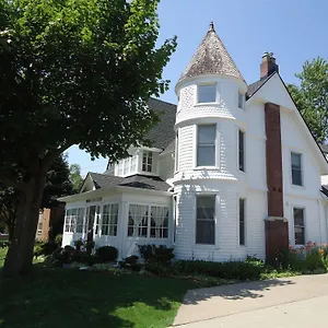 Bed & Breakfast Absolute Elegance, Niagara Falls